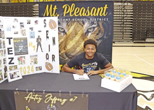 Mount Pleasant safety/linebacker Antez Jeffery signed his letter of intent to play college football at Texas A&amp;M Commerce during a signing event Thursday afternoon. COURTESY PHOTO / JOHN WHITTEN